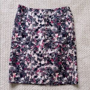 🟢 5/$25 Talbots | Impressionism Style Floral Pencil Skirt | Size 8